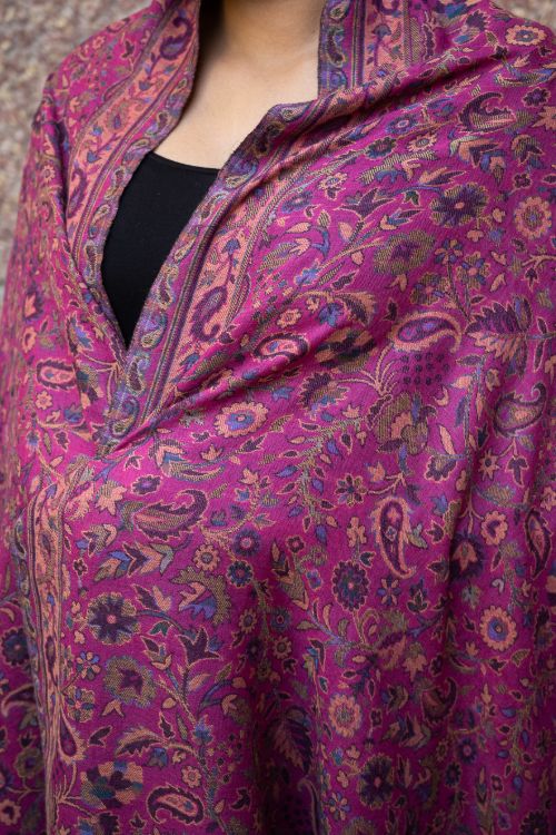 TICH Fine, Soft Kashmiri Kani Pattern Wool Stole - Deep Pink Paisley