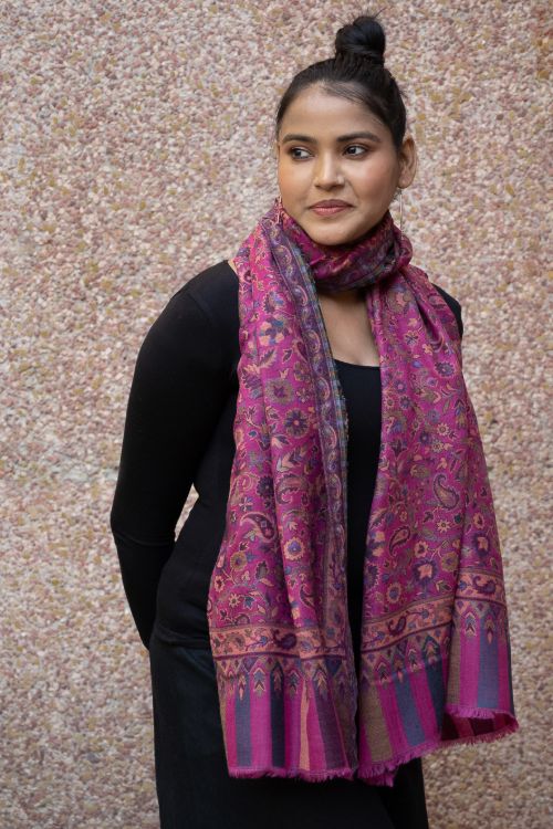 TICH Fine, Soft Kashmiri Kani Pattern Wool Stole - Deep Pink Paisley