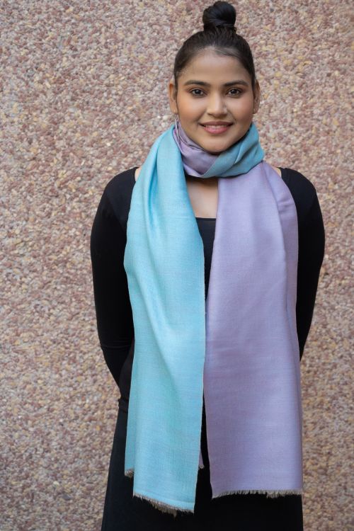 TICH Exclusive Reversible Soft Kashmiri Wool Stole - Pale Lavender & Soft Blue