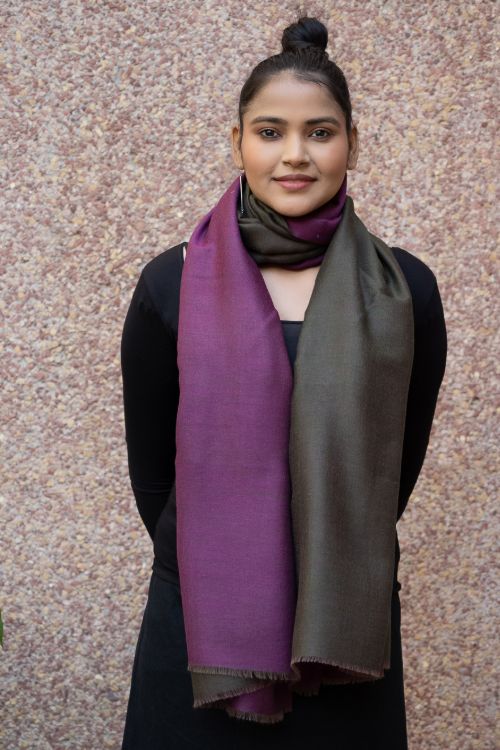 TICH Exclusive Reversible Soft Kashmiri Wool Stole - Deep Pink & Black