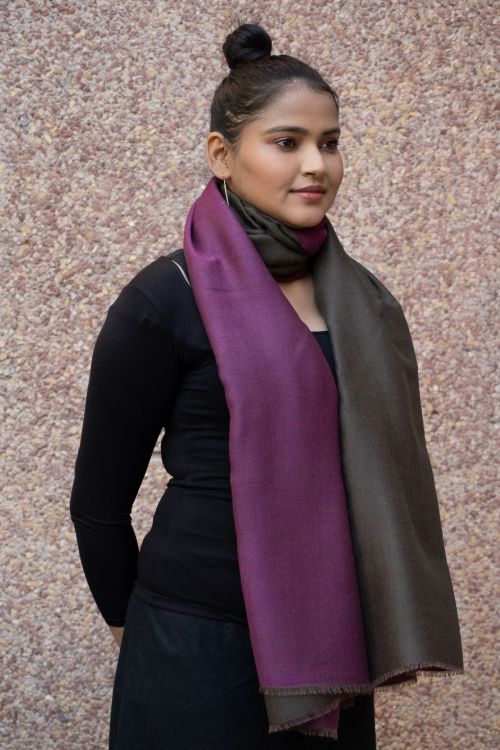 TICH Exclusive Reversible Soft Kashmiri Wool Stole - Deep Pink & Black