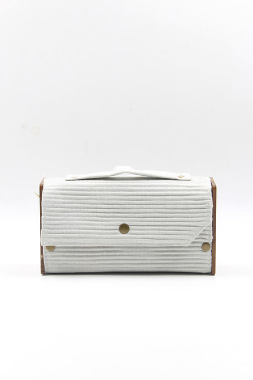 Lukka Chuppi Fog Box Clutch - Single Sleeve