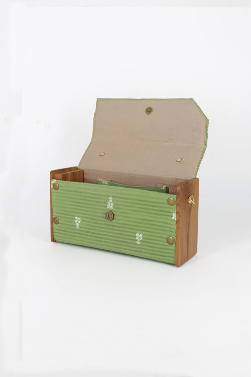Lukka Chuppi Sage Box Clutch - Single Sleeve
