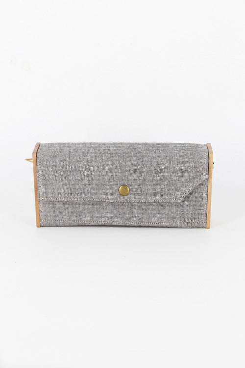 Lukka Chuppi Cadet Mini Clutch - Single Sleeve