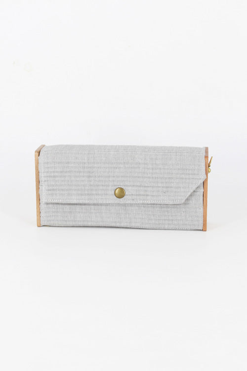 Lukka Chuppi Fog Mini Clutch - Single Sleeve
