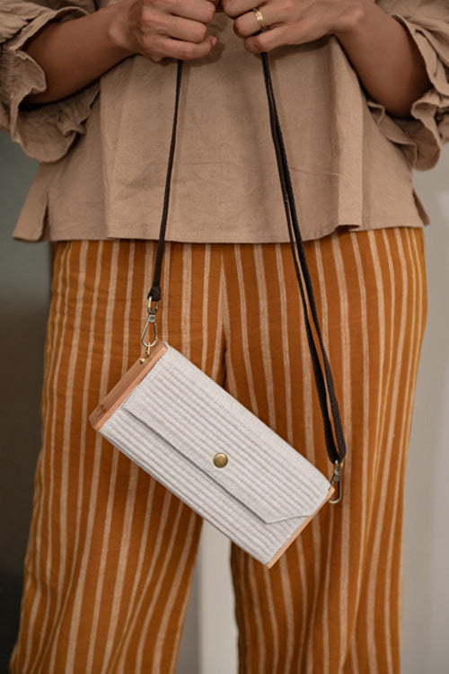 Lukka Chuppi Oat Mini Clutch - Single Sleeve