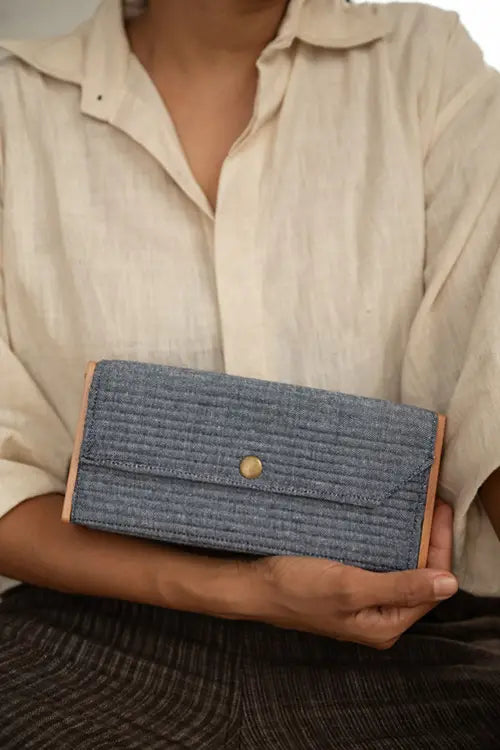 Lukka Chuppi Slate Mini Clutch - Single Sleeve