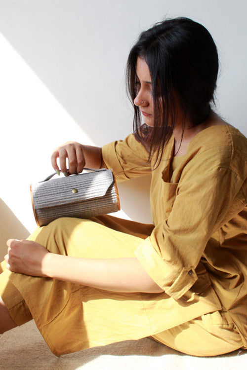 Lukka Chuppi Cadet Round Clutch - Single Sleeve