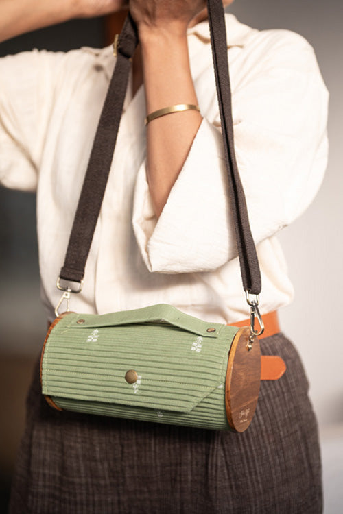Lukka Chuppi Sage & Fog Round Clutch - Changeable Sleeve