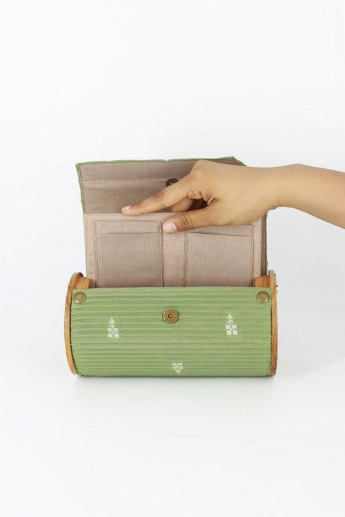 Lukka Chuppi Sage & Fog Round Clutch - Changeable Sleeve