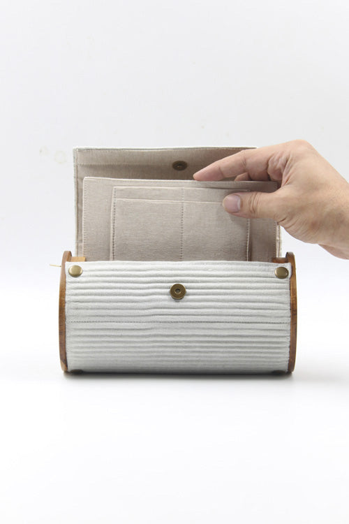 Lukka Chuppi Sage & Fog Round Clutch - Changeable Sleeve