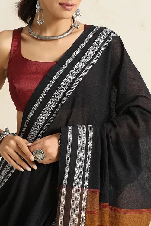 Punarjeevana Black Border Reversible Hubli