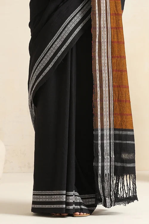 Punarjeevana Single Black Border Reversible Hubli