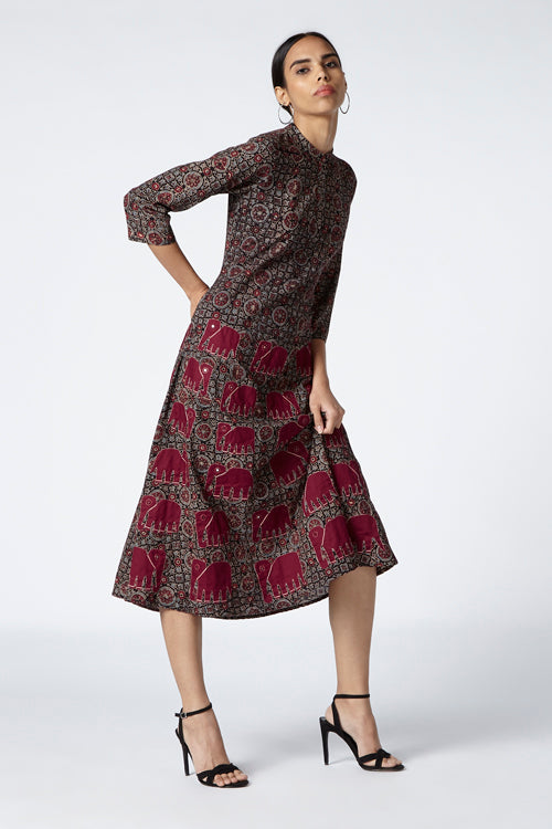 Okhai 'Royal' AppliquÃ© Cotton Ajrakh Dress | Relove