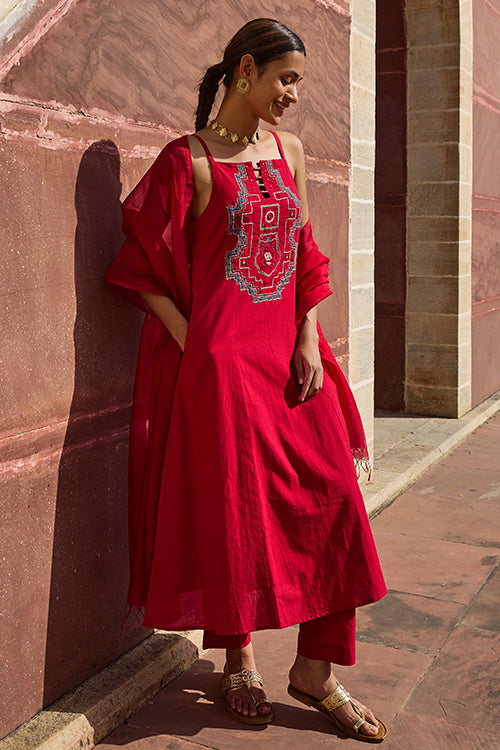 Okhai "Khajuraho" Hand Embroidered Mirror and Beadwork Pure Cotton Sling Kurta Pant Set with Dupatta