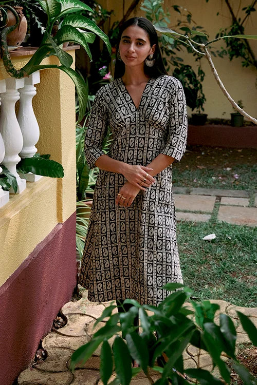 Okhai "Paisley" Handblock Printed Pure Cotton Kurta