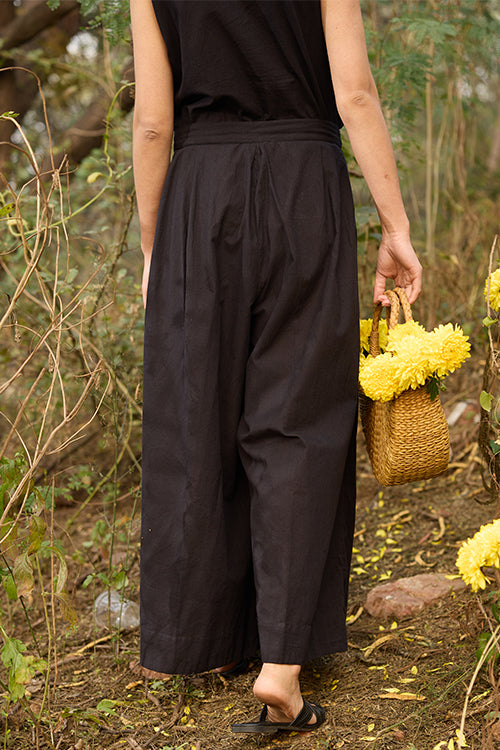 Okhai "Duskling" Black Pure Cotton Pants