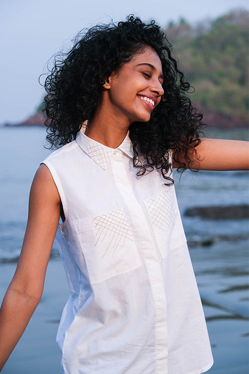 Okhai 'Morning Snow' Hand Embroidery Work Shirt| Rescue