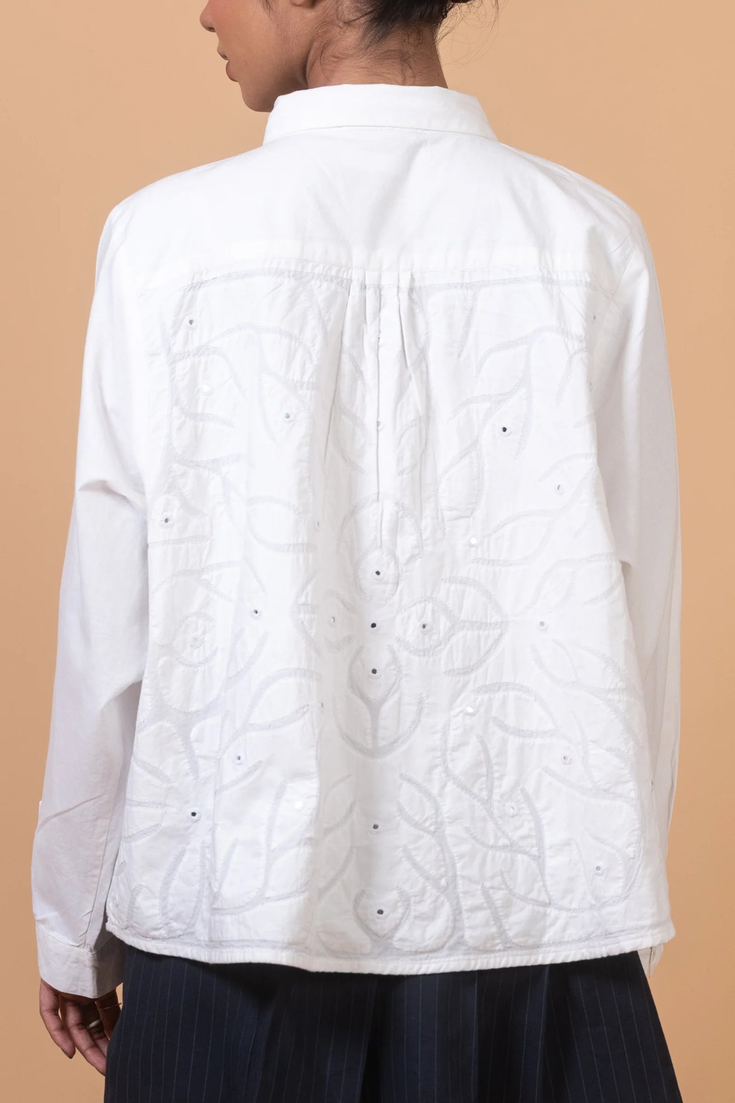 Okhai 'White Harmony' Pure Cotton Applique Work Hand Embroidered Mirror Work Shirt