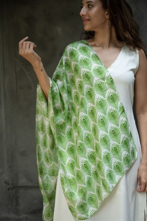 TICH Light & Elegant Silk Batik Stole - Green Feathers