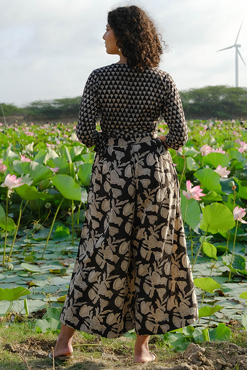 Okhai "Sand Dunes"Hand Embroidered Handblock Printed Pure Cotton Wrap Top