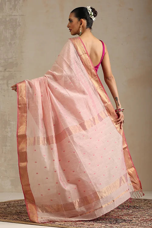 Handweave Maheshwari Handloom Peachy Pink Silk Cotton Zari Border Ruiphool Buti Saree.