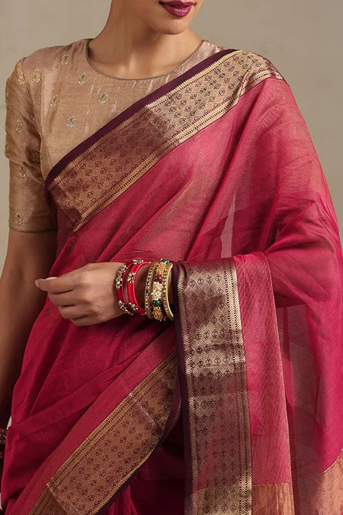 Handweave Maheshwari Handloom Diamond Rani Pink Saree.