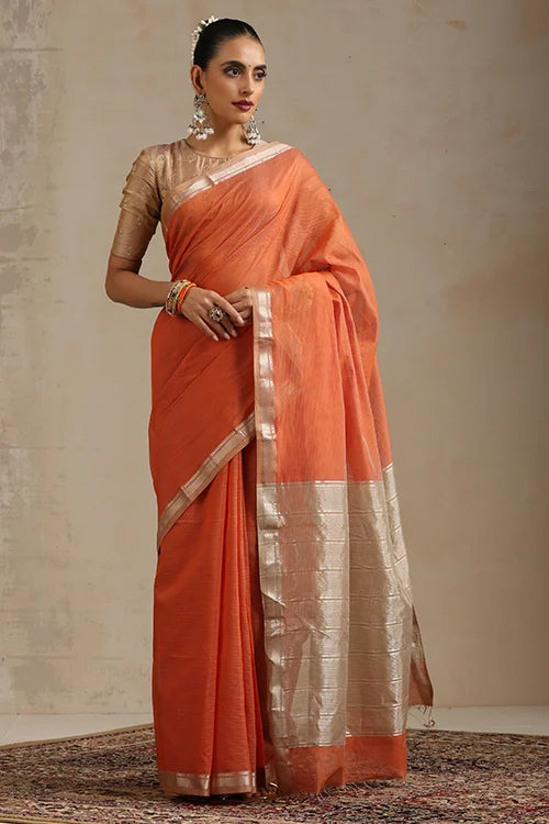 Handweave Maheshwari Handloom Halloween Sona Pallu Saree With Silver Zari Border.