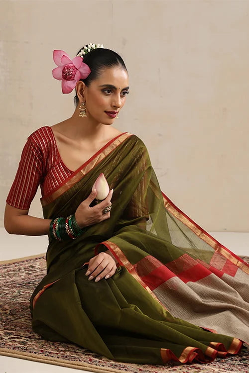 Handweave Maheshwari Handloom Mehendi Silk Cotton Kosa Pallu Saree With Zari Border.