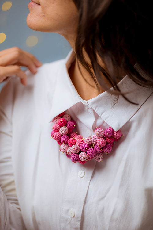 Samoolam Handmade Crochet Guldasta Necklace - Pink