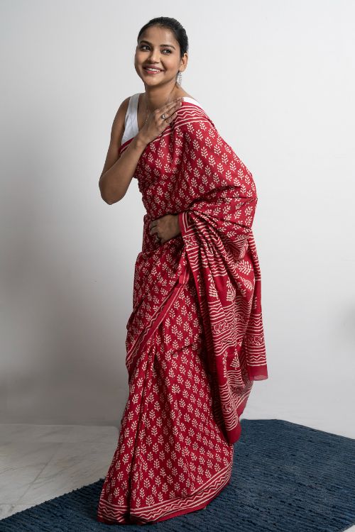 ICH Bagru Statements. Hand Block Printed Mul Cotton Saree - Red Flora