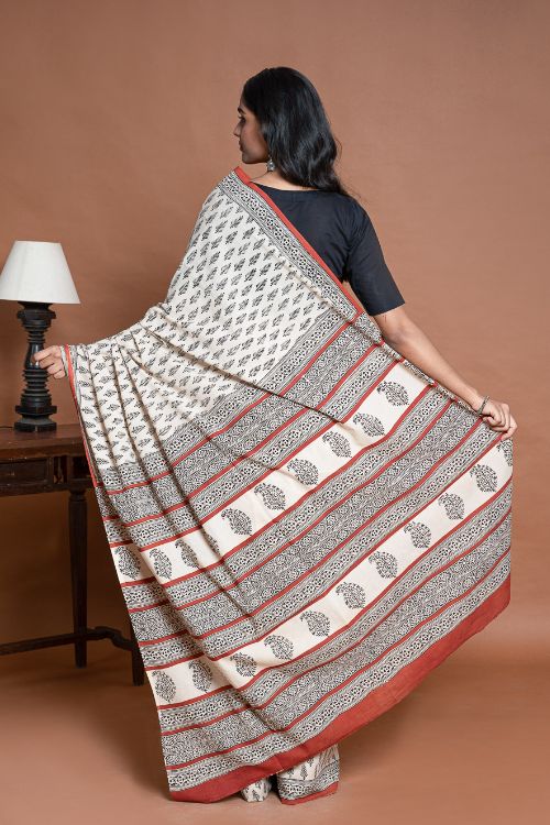 ICH Bagru Statements. Hand Block Printed Mul Cotton Saree - Cream Leaf