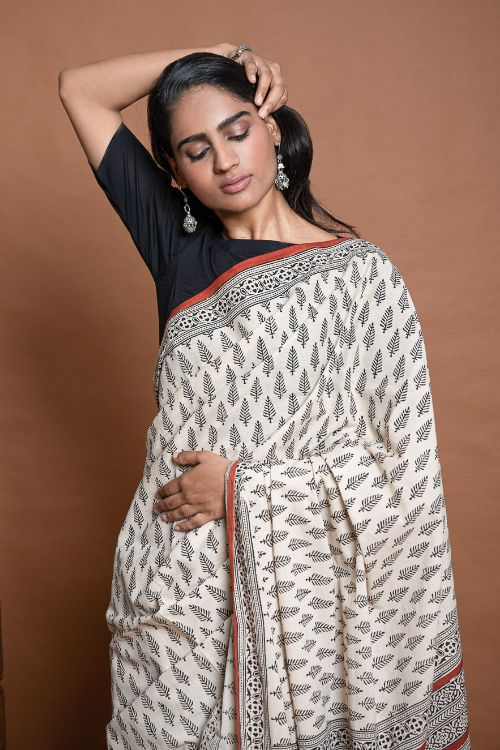 ICH Bagru Statements. Hand Block Printed Mul Cotton Saree - Cream Leaf