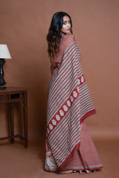 ICH Bagru Statements. Hand Block Printed Mul Cotton Saree - Brick Buds