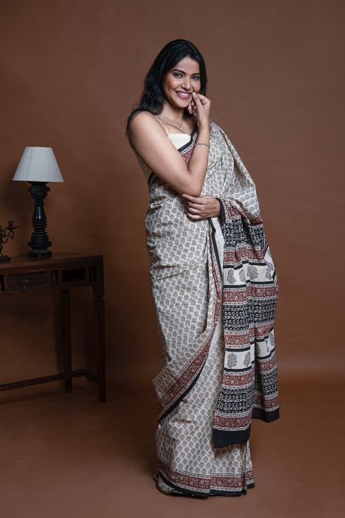 ICH Bagru Statements. Hand Block Printed Mul Cotton Saree - Beige Florets