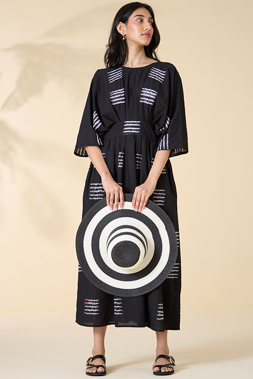 Myaraa Black/White Stripes