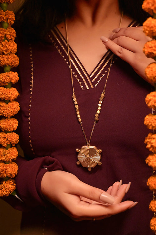 Miharu Aanya'S Antique-Inspired Dokra Pendant