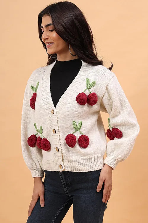 Ajoobaa "Cherry" Handknitted Merino Sweater - Offwhite