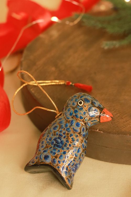 TICH Kashmiri Art Xmas Decorations - Set Of 4 (3 Stars & 1 Penguin)