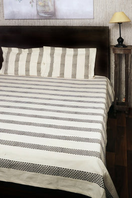 Authentic Artistry: Rustic Route'S Block-Printed Cotton Bedspread Black