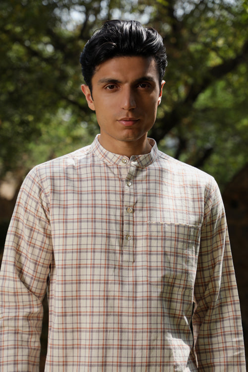 Arka Checked Full Sleeve Short Cotton Kurta For Men Online