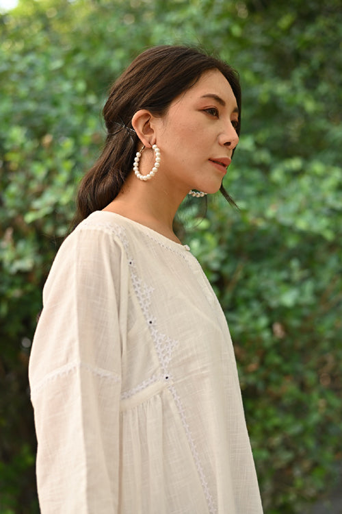 Rangsutra Jasmine Sindhi Hand Embroidered Cotton Round Neck Kurta