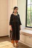 Kaanch Three Quarter Embroidered Black Cotton Kurta For Women Online