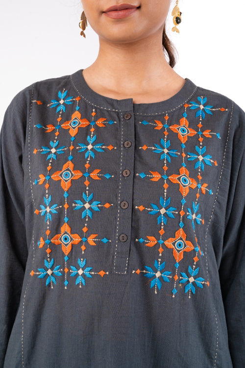 Rangsutra Naman Charcoal Soof Hand Embroidered Straight Kurta