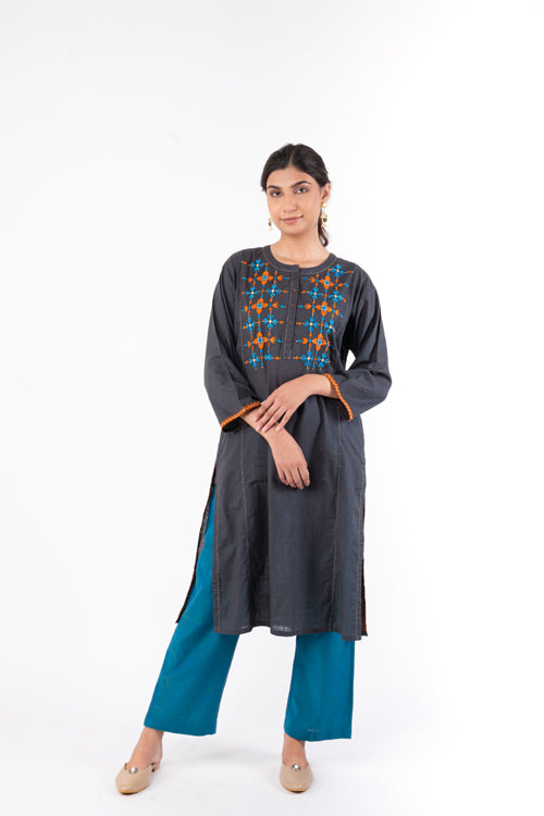 Rangsutra Naman Charcoal Soof Hand Embroidered Straight Kurta