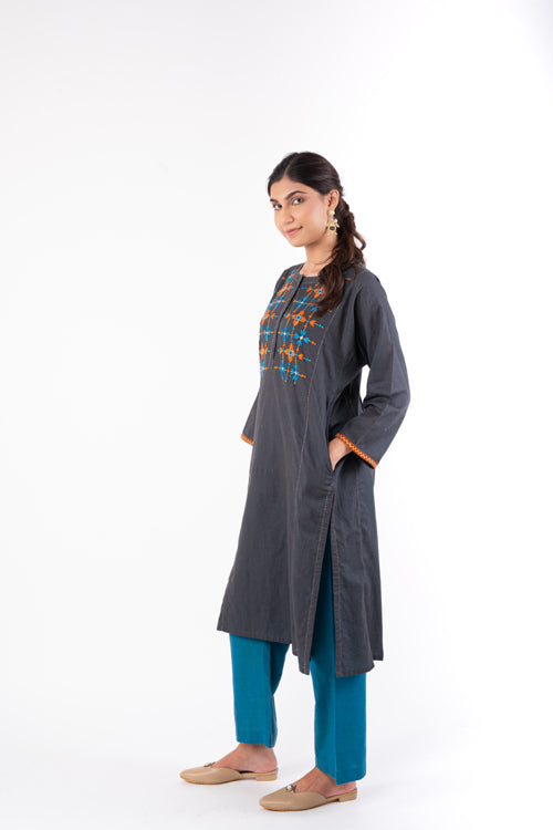 Rangsutra Naman Charcoal Soof Hand Embroidered Straight Kurta
