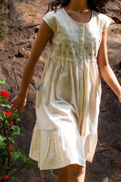 Rangsutra Avani Chikankari Off White Pure Cotton Sleeveless Dress