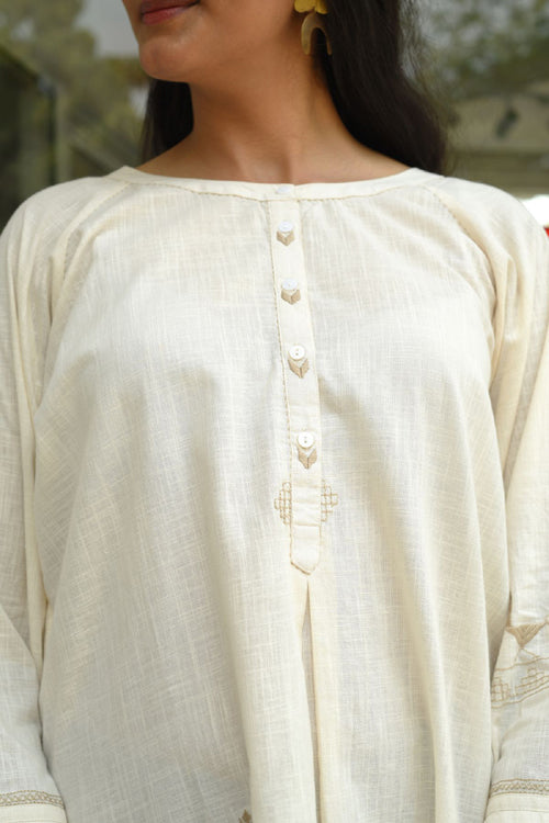 Rangsutra Bagh Cotton Round Neck Off White Hand Embroidered Top