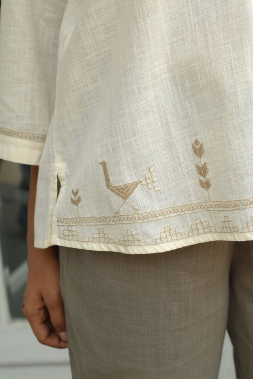 Rangsutra Bagh Cotton Round Neck Off White Hand Embroidered Top