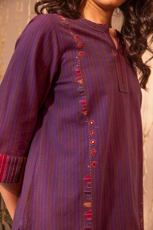 Rangsutra Haveli Applique Purple Hand Embroidered Top